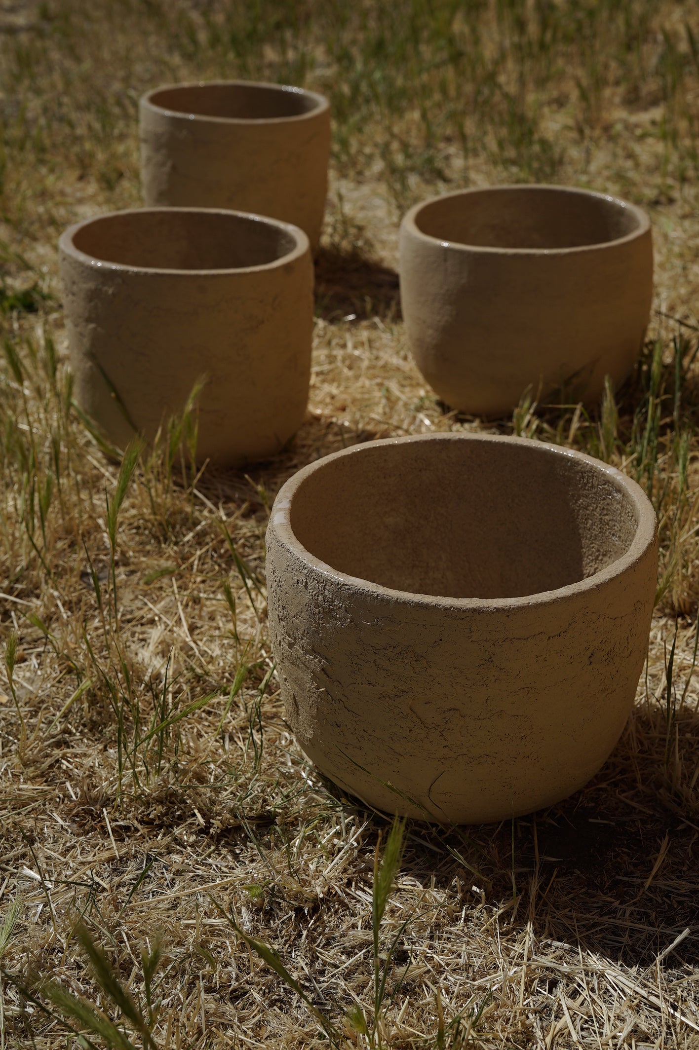 Menší květináč na bylinky PÍSEK