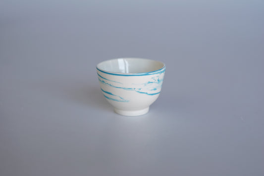 modrý hrnek "Pacific white side"