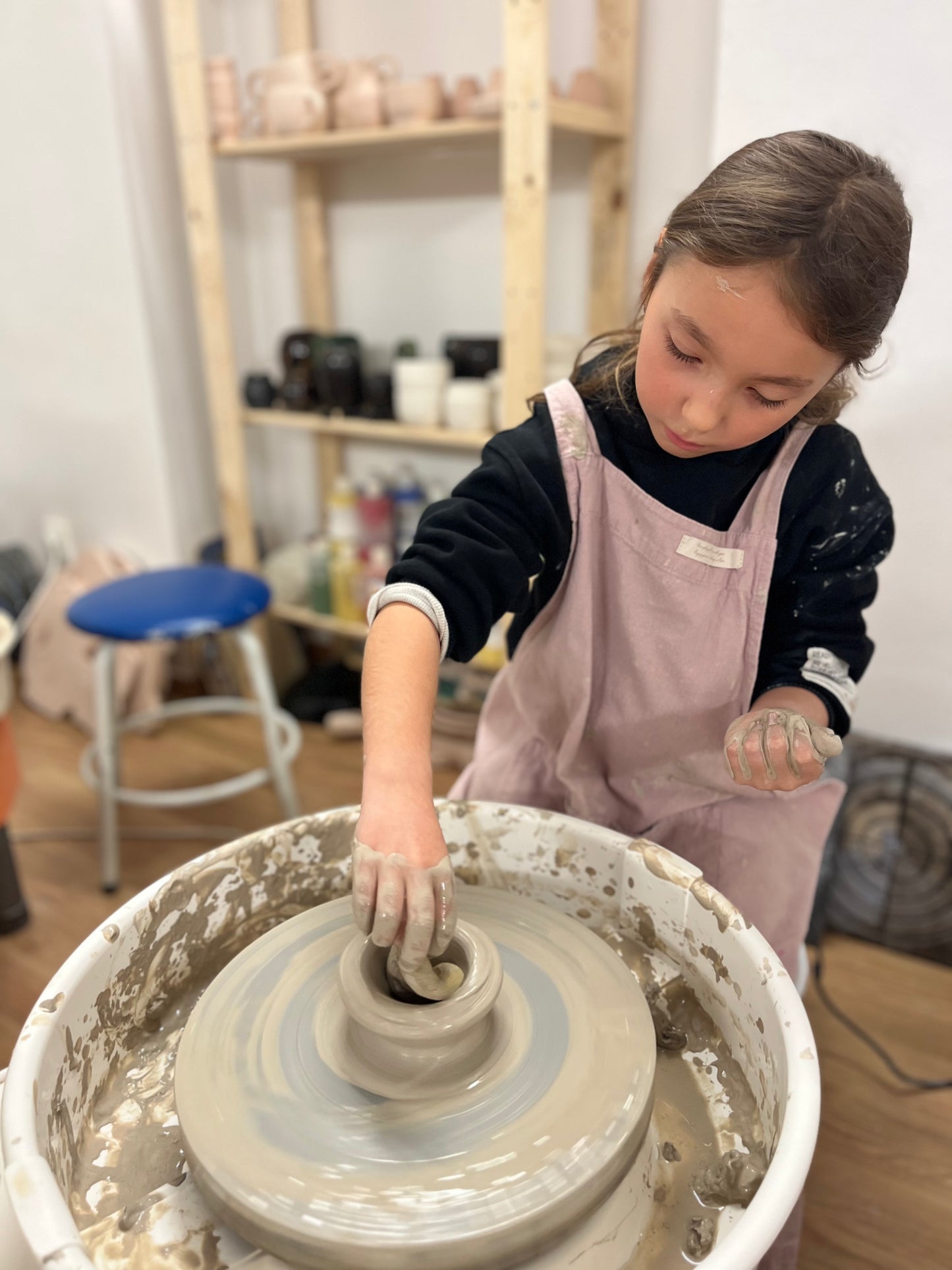 Malí hrnčíři – keramické soboty